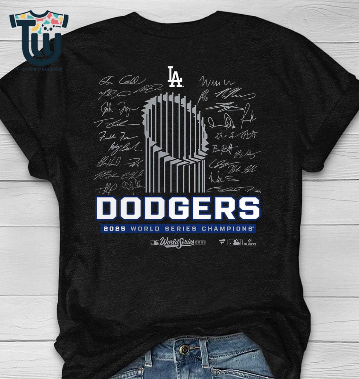 Los Angeles Dodgers 2025 World Series Champions Signature Roster T-shirt Los Angeles Dodgers 2025 World Series Champions Signature Roster T-shirt